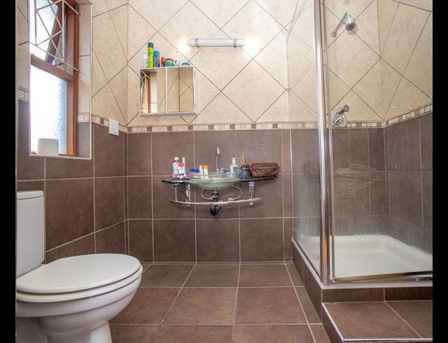 4 BEDROOM HOUSE TO LET IN BAYSVILLE